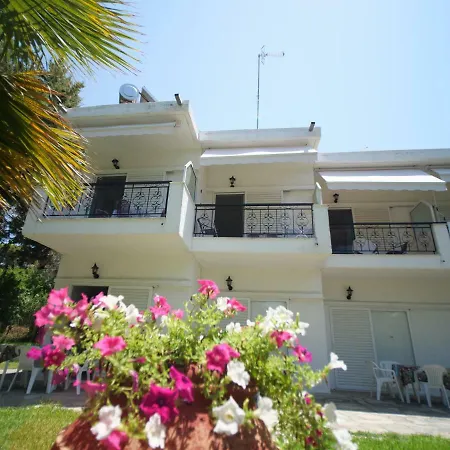 Sophies Olive Haven Possidi Exterior photo